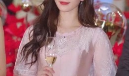 一线吃瓜娱乐圈by,揭秘“一线吃瓜”背后的故事